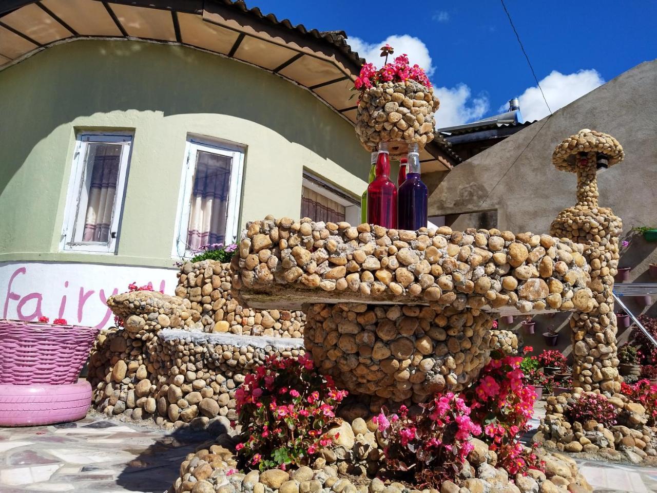 Fairy Hostel Нувара Елия Екстериор снимка