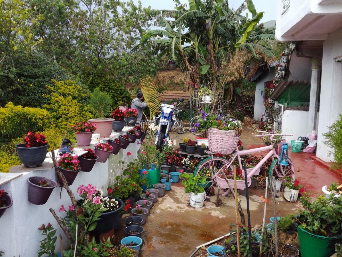 Fairy Hostel Нувара Елия Екстериор снимка